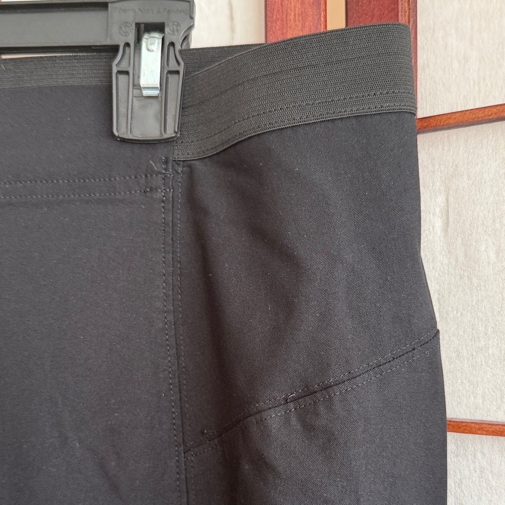 Simply Vera Vera Black Capris, size L - Picture 5 of 7